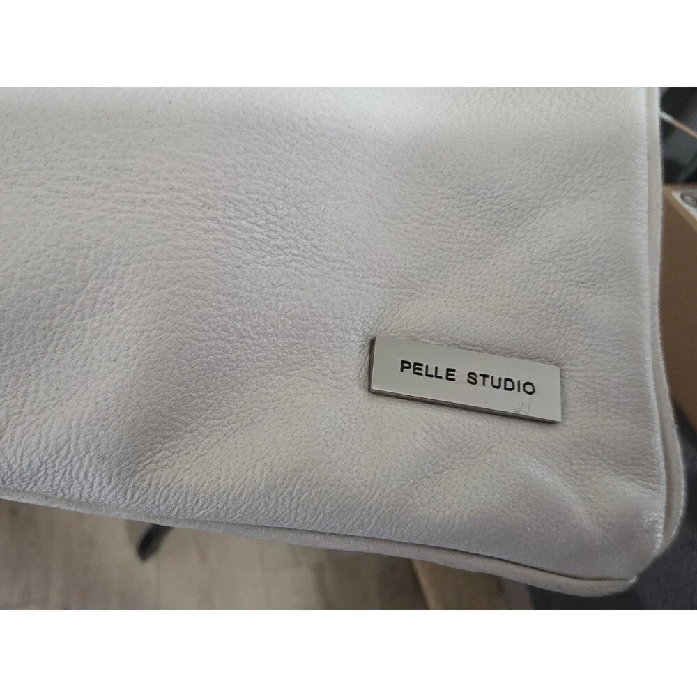 Vintage Wilson White Leather Pelle Studio Small Crossbody Shoulder Bag Chain GuC